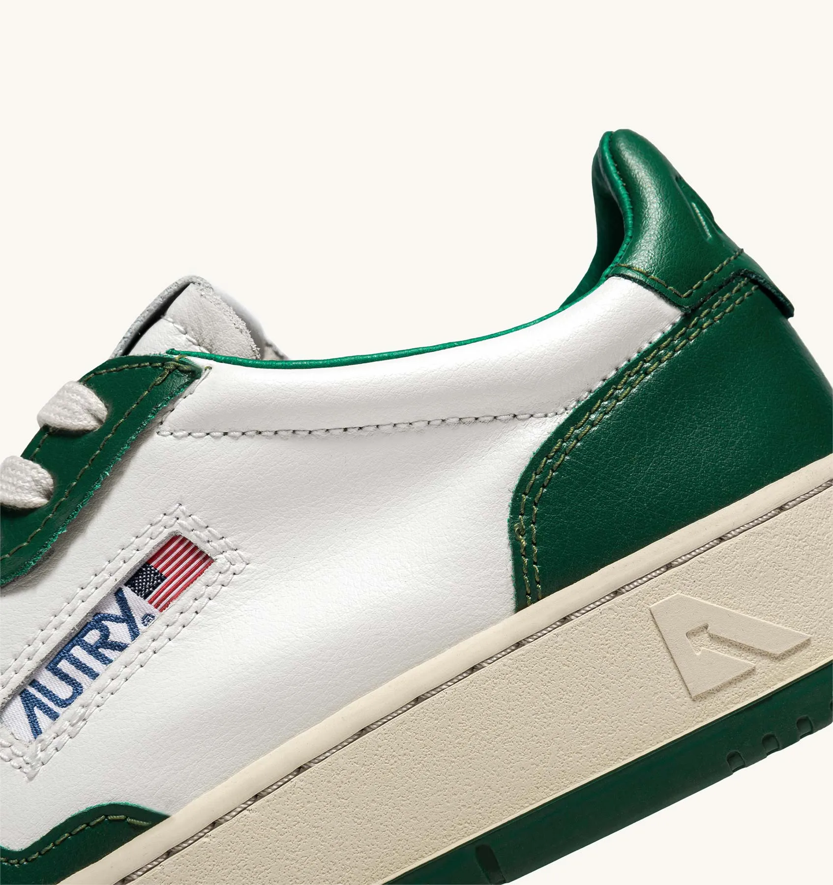 Autry 01 - Medalist Sneakers Low Leather/Leather - White/Green