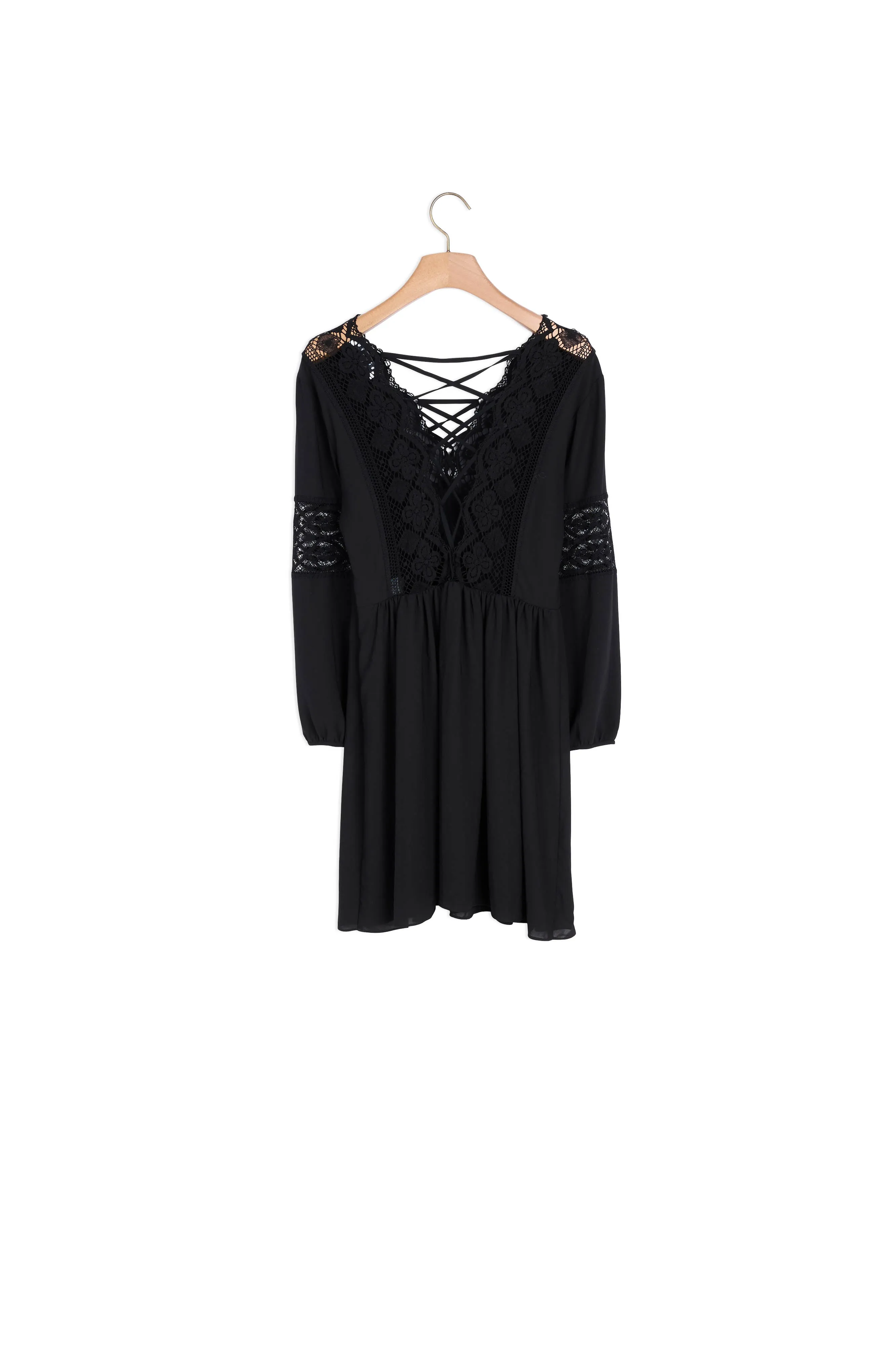 Robe lacée avec dentelle