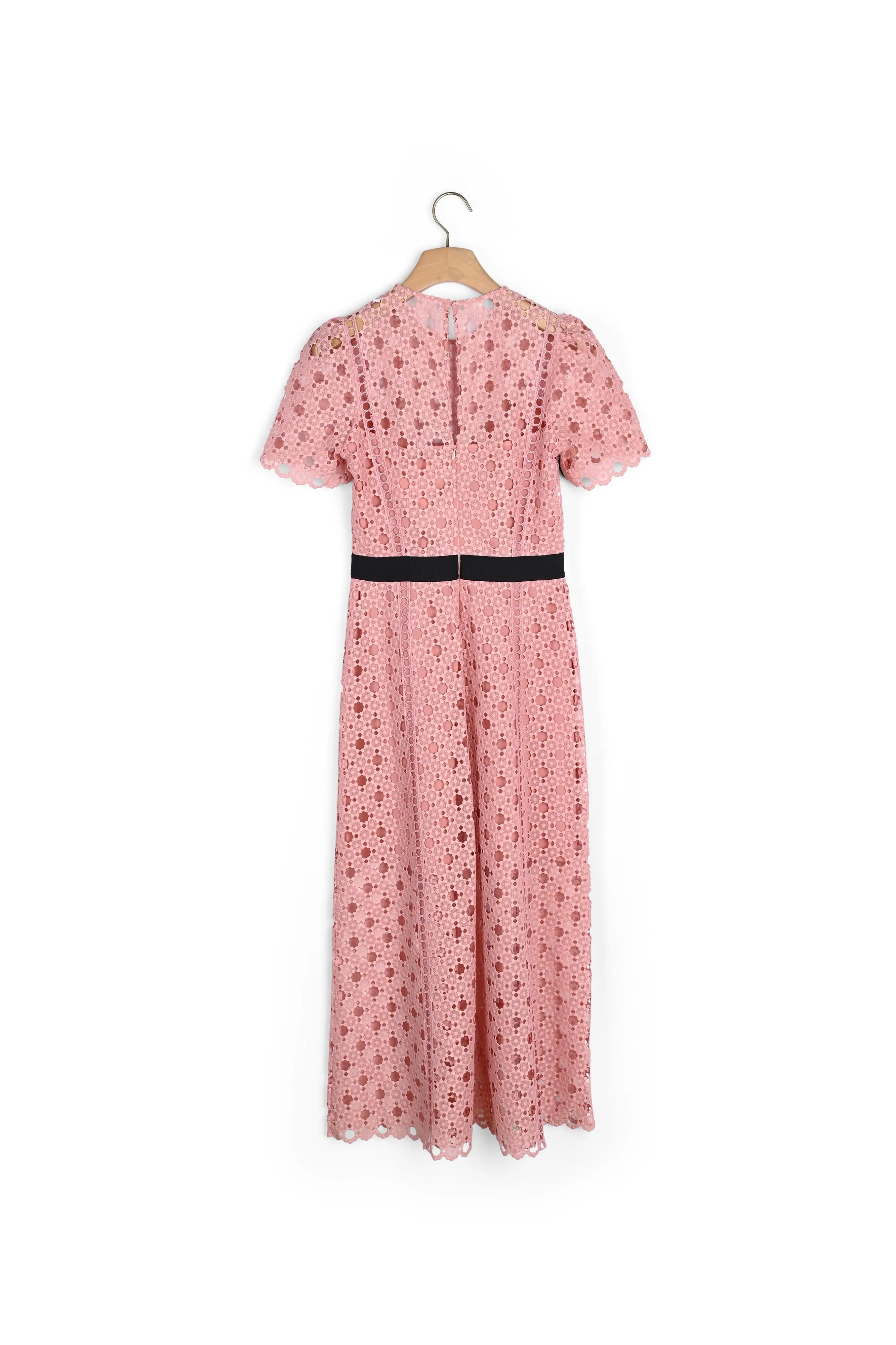 Robe longue en dentelle fleurie